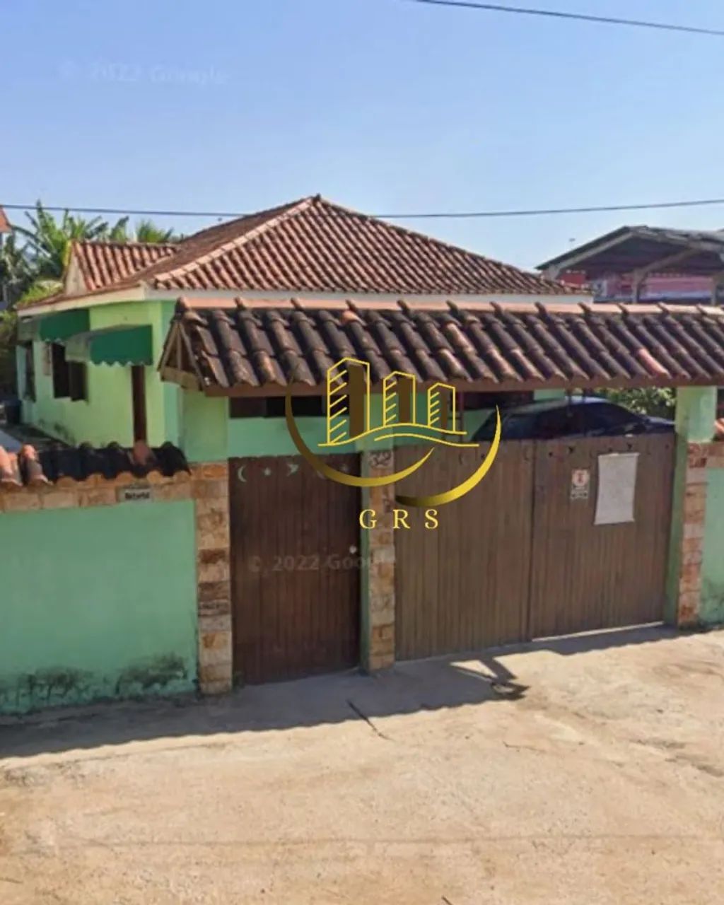 CASA À VENDA NO BALNEÁRIO EM SÃO PEDRO DA ALDEIA-RJ.