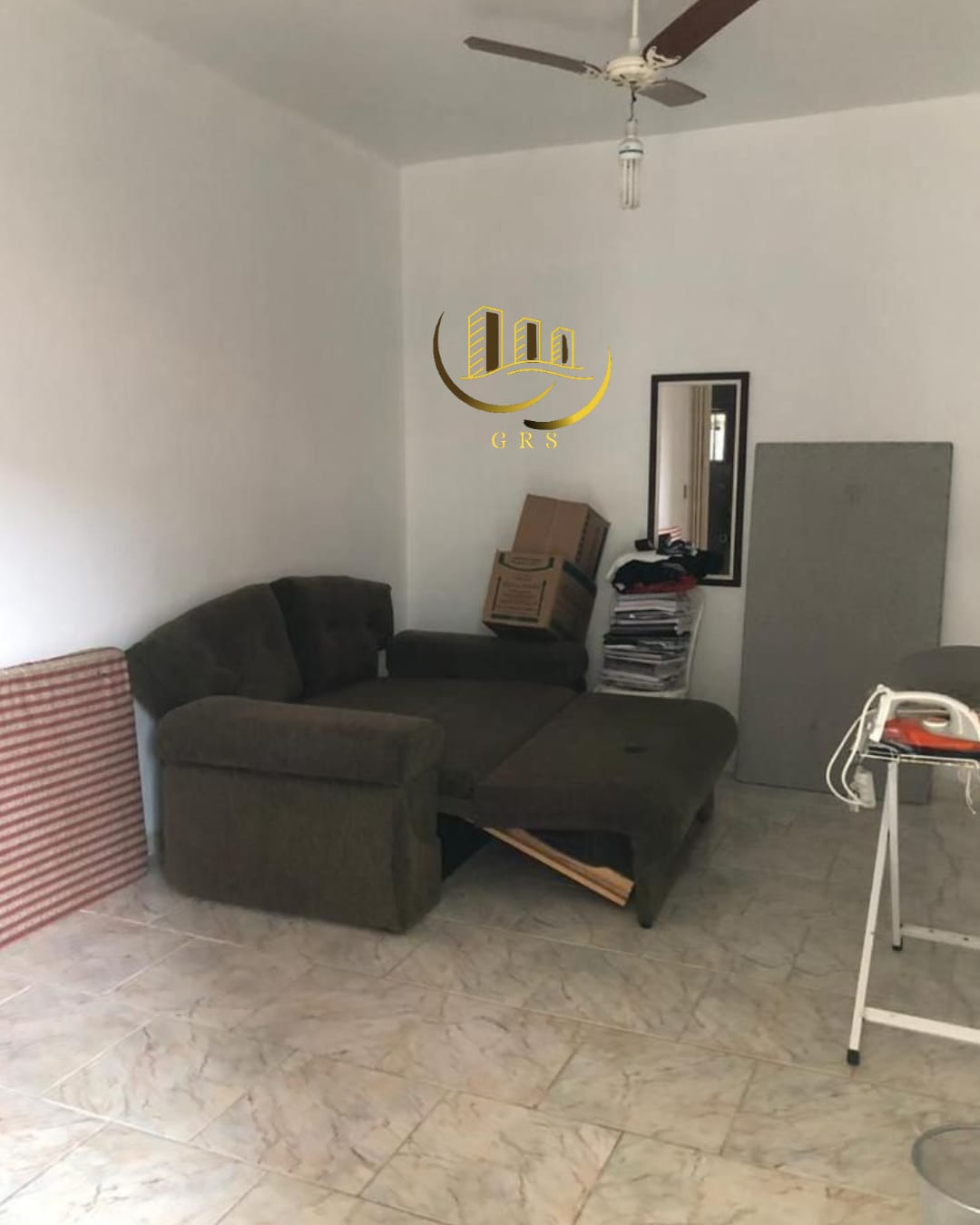 DUAS CASAS MAIS UMA SUÍTE À VENDA  PRAIA DA PITÓRIA EM SÃO PEDRO DA ALDEIA-RJ.