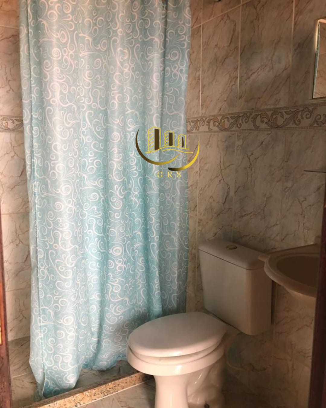 DUAS CASAS MAIS UMA SUÍTE À VENDA  PRAIA DA PITÓRIA EM SÃO PEDRO DA ALDEIA-RJ.