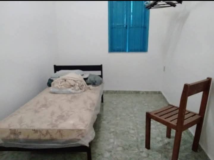 CASA À VENDA NO PORTO DO CARRO EM SÃO PEDRO DA ALDEIA-RJ.