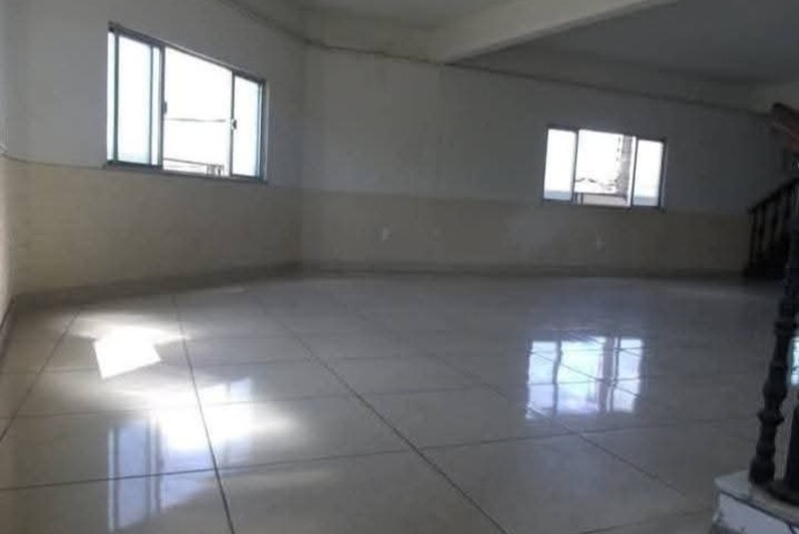 ALUGUEL DE SALAS/LOJAS COMERCIAIS EM ESTAÇÃO SÃO PEDRO DA ALDEIA-RJ.